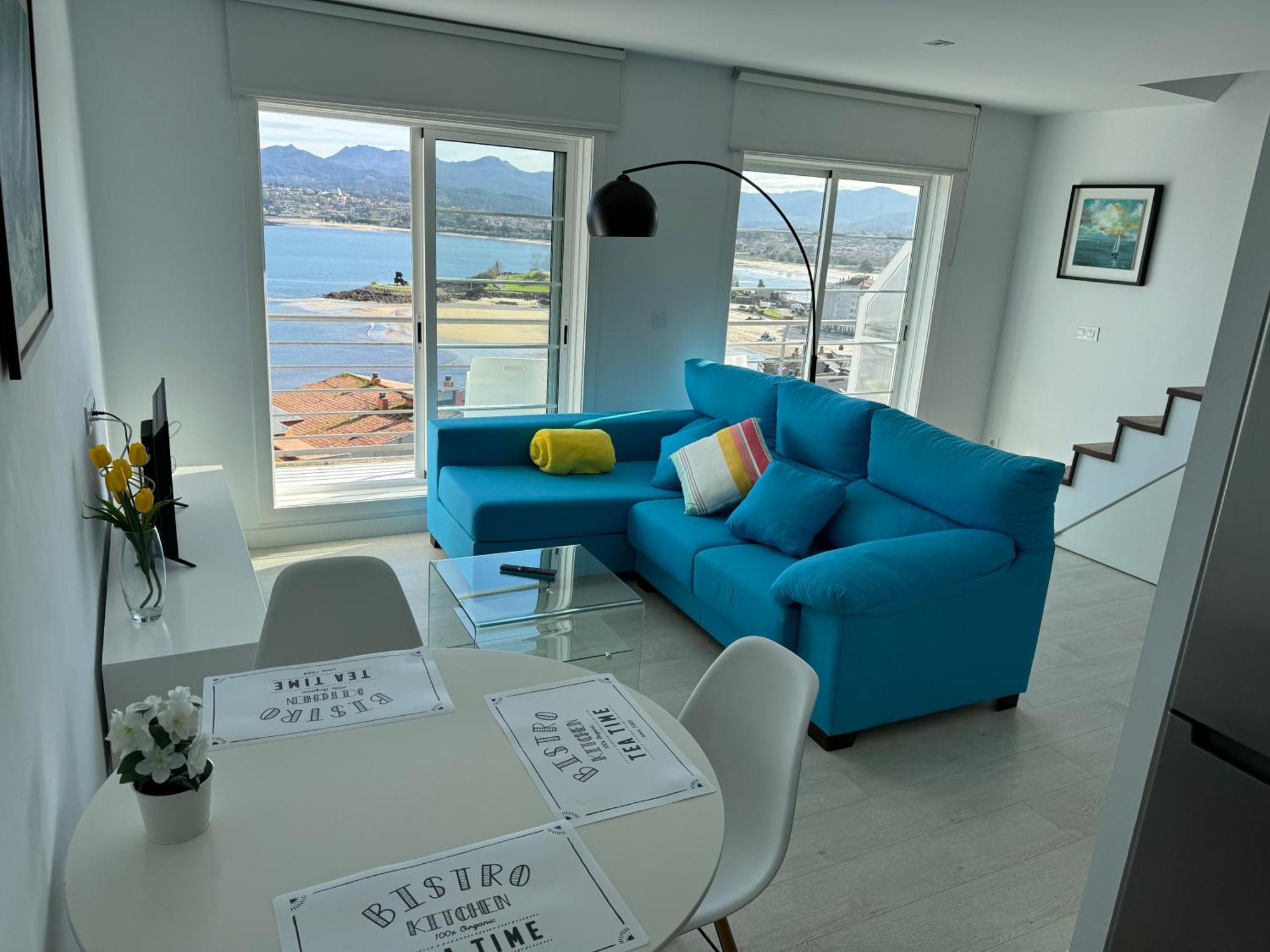 Duplex Urb Santa Marta Apartment *